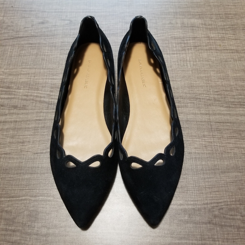 Banana Republic Pointed Toe Flats